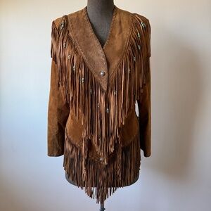 Stunning Rare Vintage Western showstopper fringe jacket in rich caramel brown 🤎